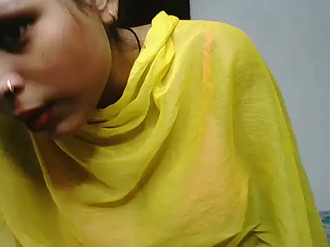 Snapshot of RADHIKA_SINGH8 chatting on 19, 6, 2026 RADHIKA SINGH8 online show from 19, 6, 2026