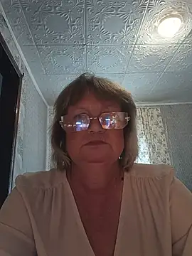 Snapshot of MilashkaCutie50 chatting on 3, 7, 2026 MilashkaCutie50 online show from 3, 7, 2026