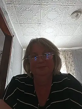 Snapshot of MilashkaCutie50 chatting on 7, 7, 2026 MilashkaCutie50 online show from 7, 7, 2026