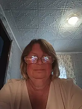 Snapshot of MilashkaCutie50 chatting on 13, 7, 2026 MilashkaCutie50 online show from 13, 7, 2026
