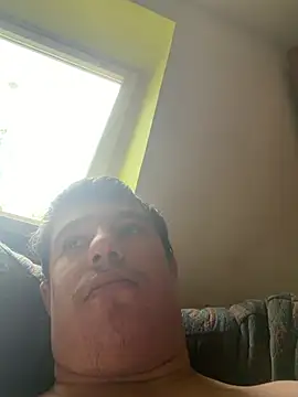 Snapshot of muschihunter43 chatting on 1, 8, 2026 muschihunter43 online show from 1, 8, 2026