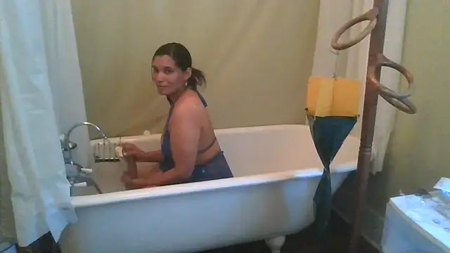 Snapshot of CutieClaudia chatting on 23, 6, 2026 CutieClaudia online show from 23, 6, 2026