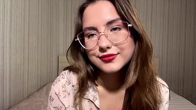 Snapshot of Mina_Aston chatting on 16, 7, 2026 Mina Aston online show from 16, 7, 2026