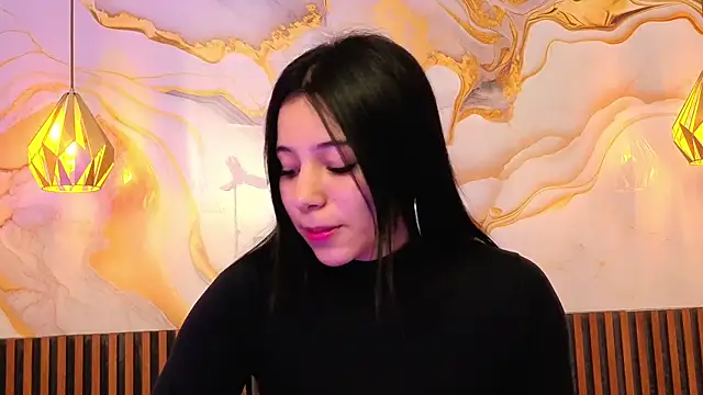 Snapshot of MadissonLewis1 chatting on 7, 7, 2026 MadissonLewis1 online show from 7, 7, 2026