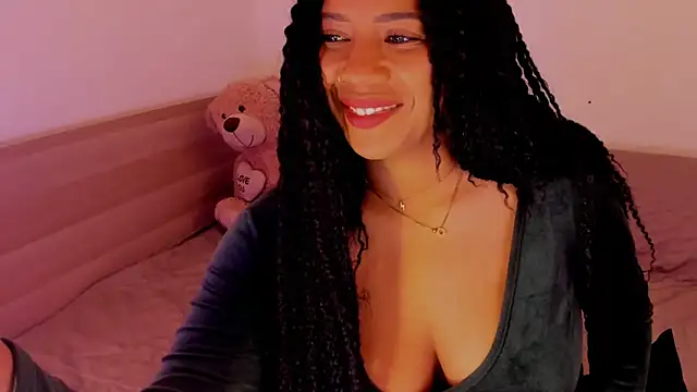 NicolePasqualott online show from 9, 11, 2025