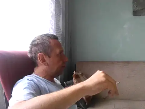 Snapshot of RafalekRozmarynowski81 chatting on 5, 7, 2026 RafalekRozmarynowski81 online show from 5, 7, 2026