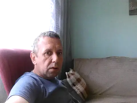 Snapshot of RafalekRozmarynowski81 chatting on 9, 7, 2026 RafalekRozmarynowski81 online show from 9, 7, 2026