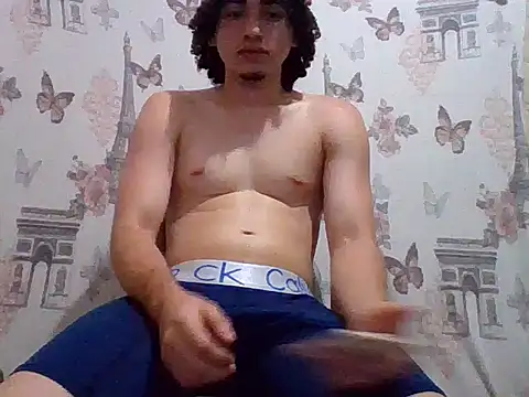Snapshot of Sexy-white05 chatting on 14, 7, 2026 Sexy-white05 online show from 14, 7, 2026