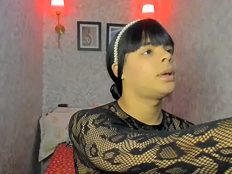 Snapshot of emily_rosue_ chatting on 29, 6, 2026 emily rosue online show from 29, 6, 2026
