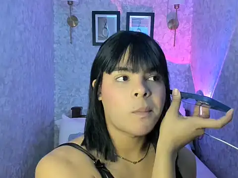 Snapshot of emily_rosue_ chatting on 16, 7, 2026 emily rosue online show from 16, 7, 2026