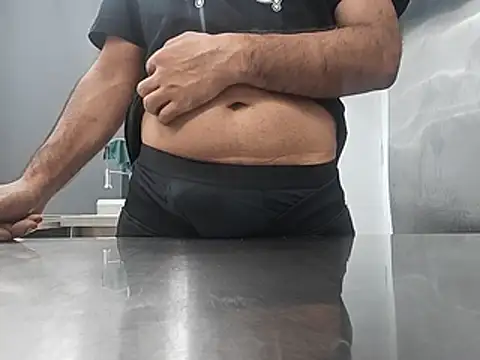 Snapshot of brownskinbull1 chatting on 10, 7, 2026 brownskinbull1 online show from 10, 7, 2026