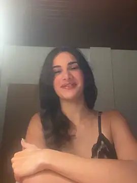 sarahlfvxo online show from 16, 6, 2026