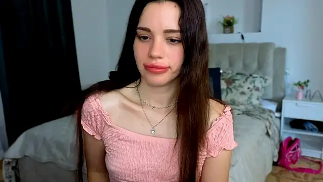 Snapshot of Little_cuti1e chatting on 28, 6, 2026 Little cuti1e online show from 28, 6, 2026