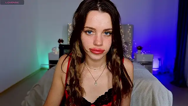 Snapshot of Little_cuti1e chatting on 5, 7, 2026 Little cuti1e online show from 5, 7, 2026