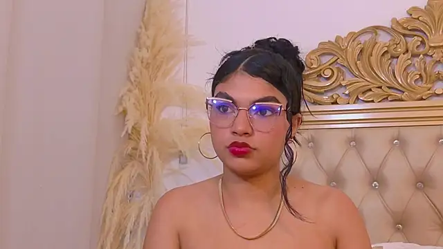 Snapshot of MelodyAlvarez chatting on 9, 7, 2026 MelodyAlvarez online show from 9, 7, 2026