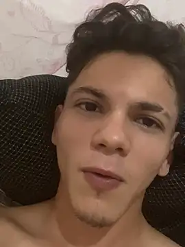 Snapshot of Felipelebleu chatting on 8, 7, 2026 Felipelebleu online show from 8, 7, 2026