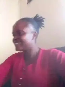 Snapshot of queen-shanty chatting on 18, 6, 2026 queen-shanty online show from 18, 6, 2026