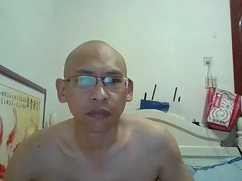 Snapshot of benly888 chatting on 4, 7, 2026 benly888 online show from 4, 7, 2026