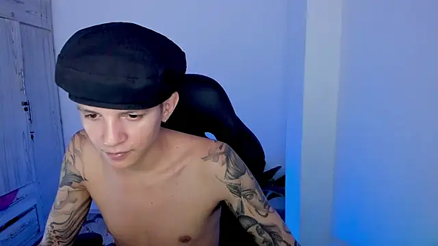 Snapshot of tylerrnova chatting on 11, 7, 2026 tylerrnova online show from 11, 7, 2026