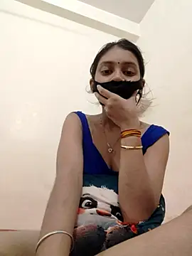 Snapshot of pooja_riya chatting on 7, 7, 2026 pooja riya online show from 7, 7, 2026