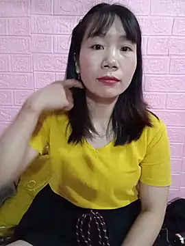 Snapshot of Em_xinh05 chatting on 19, 6, 2026 Em xinh05 online show from 19, 6, 2026