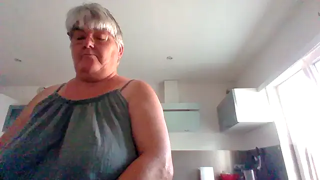 Snapshot of coquinesensuel chatting on 9, 8, 2026 coquinesensuel online show from 9, 8, 2026