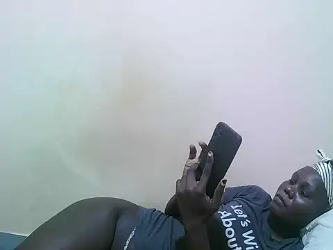 Snapshot of bianca_love2 chatting on 5, 7, 2026 bianca love2 online show from 5, 7, 2026
