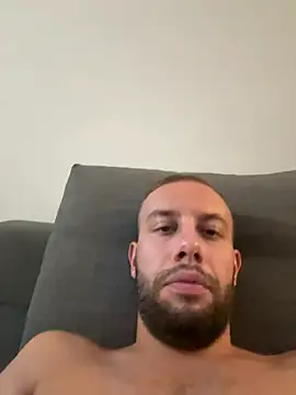 Snapshot of tittolone98 chatting on 14, 7, 2026 tittolone98 online show from 14, 7, 2026