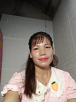 Snapshot of Gee_hot chatting on 5, 8, 2026 Gee hot online show from 5, 8, 2026