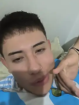 Snapshot of Thiagoo_Vega chatting on 14, 7, 2026 Thiagoo Vega online show from 14, 7, 2026