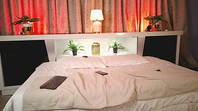 Alittlepieceofheaven online show from 22, 7, 2026