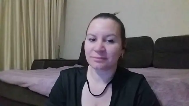 Snapshot of Lauralison chatting on 21, 6, 2026 Lauralison online show from 21, 6, 2026