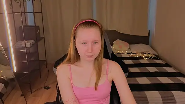 Snapshot of LiliTiny chatting on 31, 7, 2026 LiliTiny online show from 31, 7, 2026