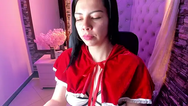 Snapshot of Chloe_Crysstal chatting on 16, 7, 2026 Chloe Crysstal online show from 16, 7, 2026