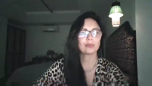 Snapshot of Velymina chatting on 7, 7, 2026 Velymina online show from 7, 7, 2026