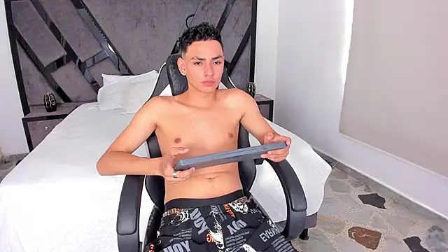 Snapshot of JustNova_ chatting on 22, 6, 2026 JustNova online show from 22, 6, 2026