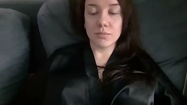 Snapshot of Nivella chatting on 25, 6, 2026 Nivella online show from 25, 6, 2026