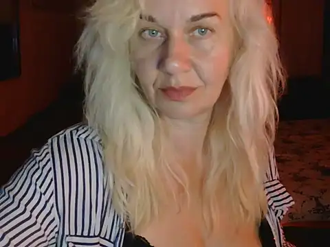 Ravelynni online show from 7, 8, 2026