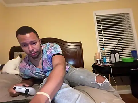 Snapshot of Charmingswoleking chatting on 3, 8, 2026 Charmingswoleking online show from 3, 8, 2026