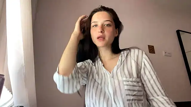 Snapshot of RoseDiebol chatting on 26, 6, 2026 RoseDiebol online show from 26, 6, 2026