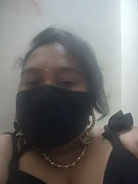 Snapshot of Lundpakadu chatting on 25, 7, 2026 Lundpakadu online show from 25, 7, 2026