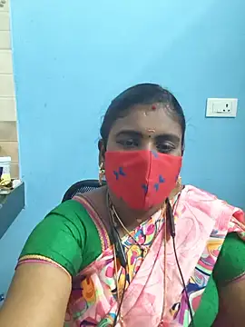 Snapshot of Tamil_Swetha77 chatting on 15, 7, 2026 Tamil Swetha77 online show from 15, 7, 2026