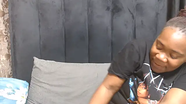 Snapshot of CovySweetMe chatting on 1, 8, 2026 CovySweetMe online show from 1, 8, 2026