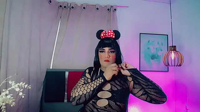 Snapshot of natalie_vegas_ chatting on 1, 8, 2026 natalie vegas online show from 1, 8, 2026