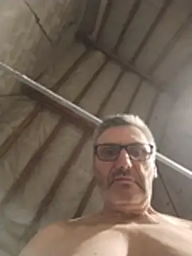 Snapshot of Philebranleur chatting on 28, 7, 2026 Philebranleur online show from 28, 7, 2026