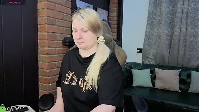 Snapshot of Ammy_Soon chatting on 26, 6, 2026 Ammy Soon online show from 26, 6, 2026