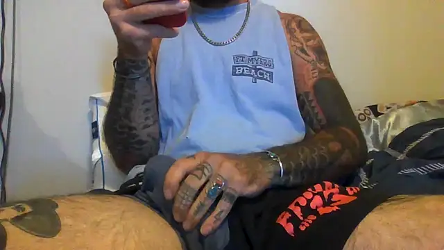 Snapshot of tatsnthick11 chatting on 19, 7, 2026 tatsnthick11 online show from 19, 7, 2026