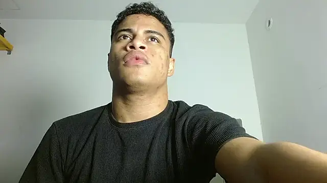 Snapshot of Jose_And_Daniel chatting on 13, 7, 2026 Jose And Daniel online show from 13, 7, 2026