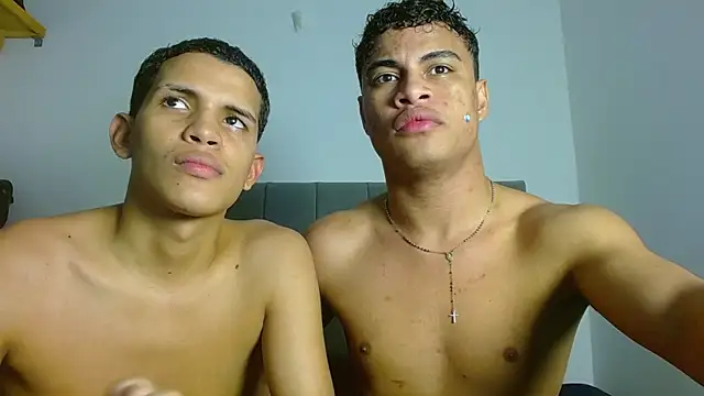 Snapshot of Jose_And_Daniel chatting on 14, 7, 2026 Jose And Daniel online show from 14, 7, 2026