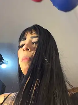 Snapshot of -Brittanny chatting on 21, 7, 2026 -Brittanny online show from 21, 7, 2026